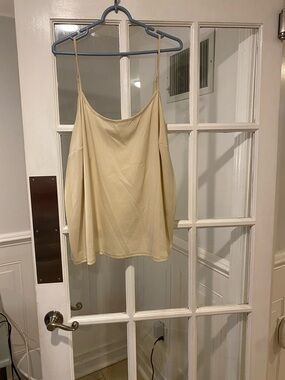 Camisole size 26/28 good condition
